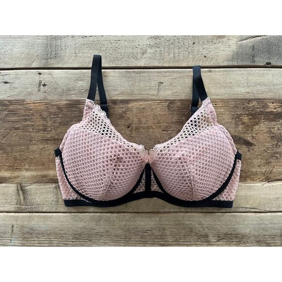 Victoria's Secret Rose Shine 32DD Very Sexy Uplift Balconette Bra - Picture 1 of 2